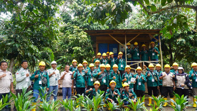 87 Aceh Singkil Smallholders Join ISPO Training to Strengthen Certification Readiness