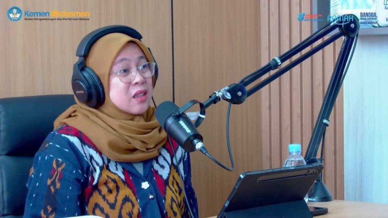 Palm Oil Definition Debate: Language Agency and Scientists Clarify KBBI Entry