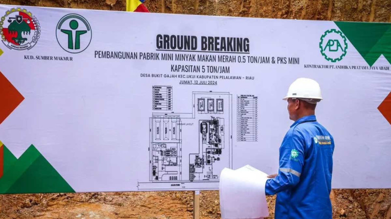 Red Palm Oil Mill in Pelalawan Should Change the Smallholders’ Economy