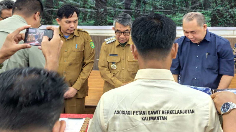 East Kalimantan Smallholder Farmers Declare Sustainable Palm Oil Association
