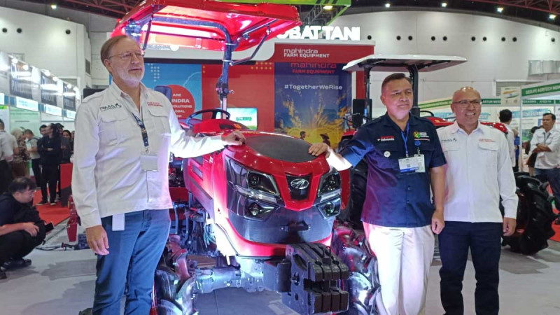 Mahindra Unveils OJA 3140 Compact Tractor at Inagritech 2026 to Accelerate Indonesia’s Agricultural Mechanization