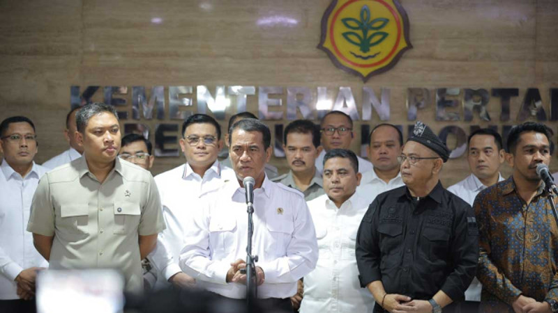 Minister Amran: Palm Oil FFB Prices Must Rise, Around 300 Companies to Face Review