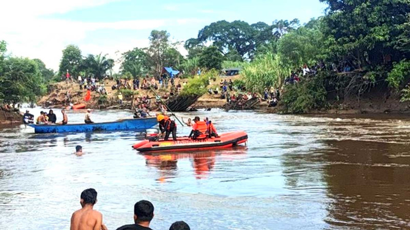 Two Smallholders Were Drown in Lunang River, West Sumatera Province