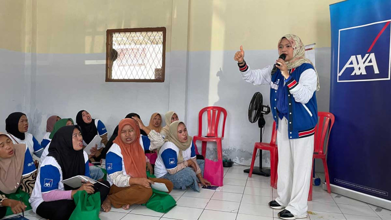 AXA Financial Indonesia Celebrated the 18th Anniversary by CSR Program in Village of Kedung Dalem