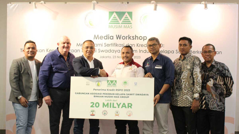 Musim Mas Faciitated RSPO Credit Sale about Rp 20 Billion for Independent Smallholders