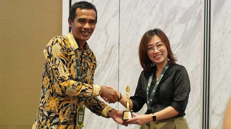 Six Buyers Recognized for Supporting Sustainable Smallholders at RT2025