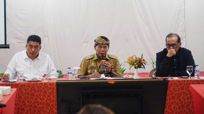 North Kalimantan Governor Pushes for Local Cooking Oil Factory, Eyes Borneo Expansion