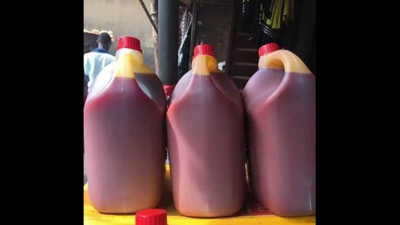 Lagos Consumers Rely on Taste and Color to Detect Suspected Palm Oil Adulteration